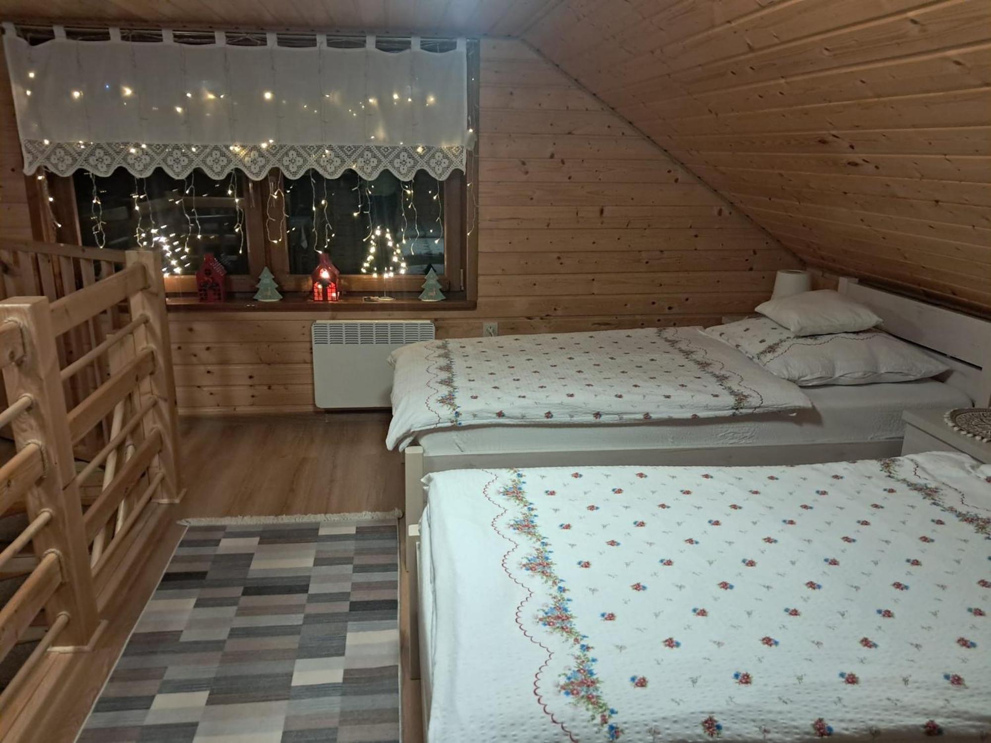 Drewniany Domek Daria I Tomek 2 Domki Na 8 Osob Stronie Śląskie Extérieur photo