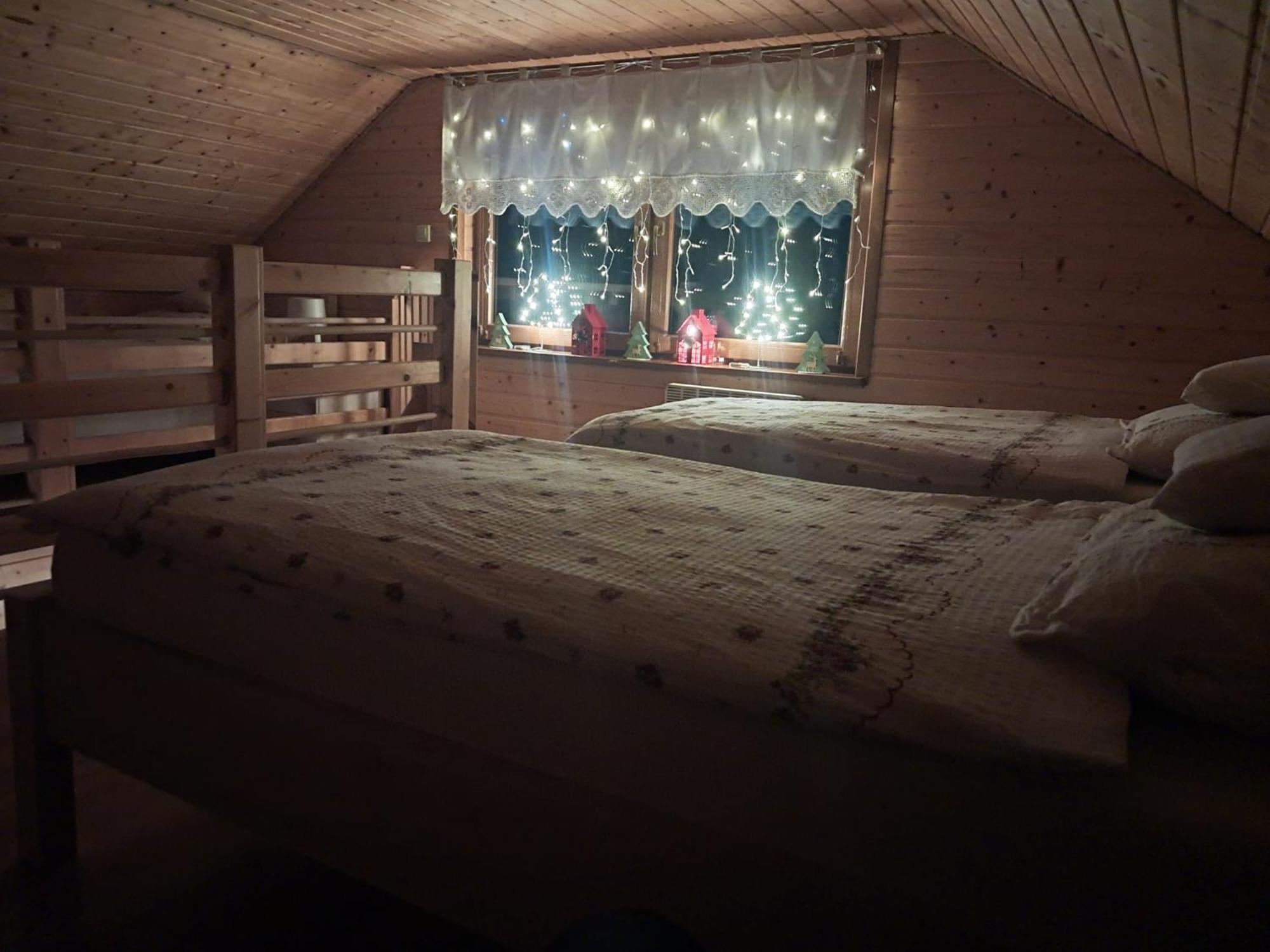 Drewniany Domek Daria I Tomek 2 Domki Na 8 Osob Stronie Śląskie Extérieur photo